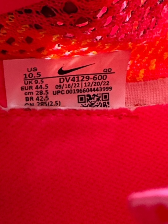 Nike Men’s The Nike ZoomX Vaporfly NEXT 3 Sneakers, Sz 10.5, Like New main image 6